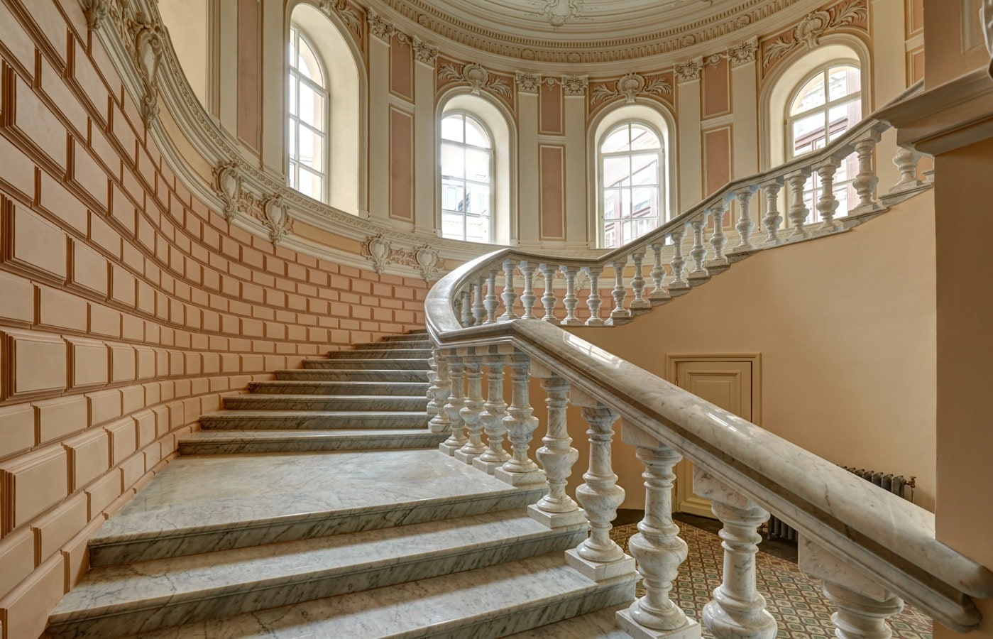 лестница в особняке Кушелева Безбородко